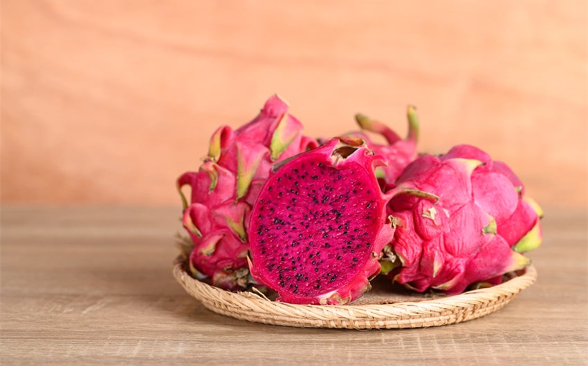 how to tell if dragon fruit is ripe