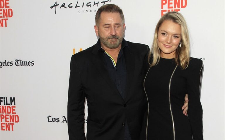 anthony lapaglia new wife