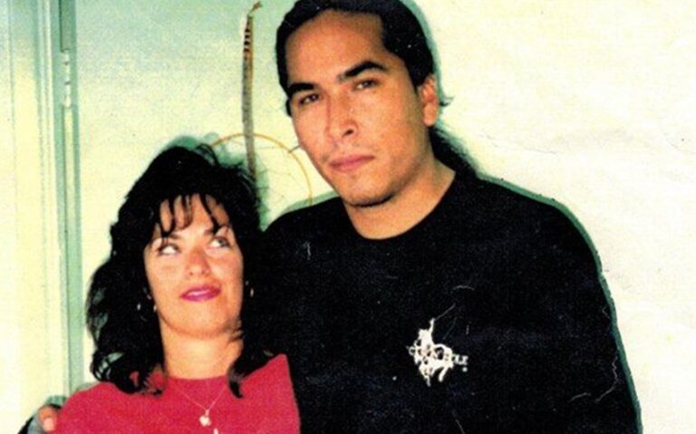 eric schweig wife