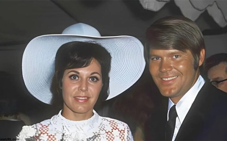 mac davis wife sarah barg now