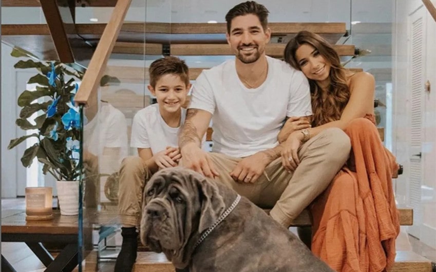 nick castellanos wife