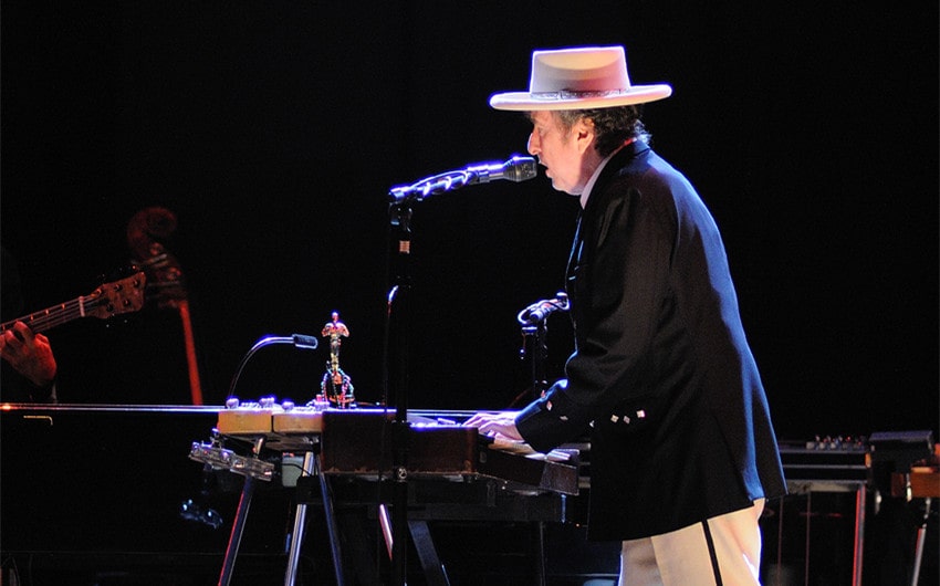 net worth of bob dylan